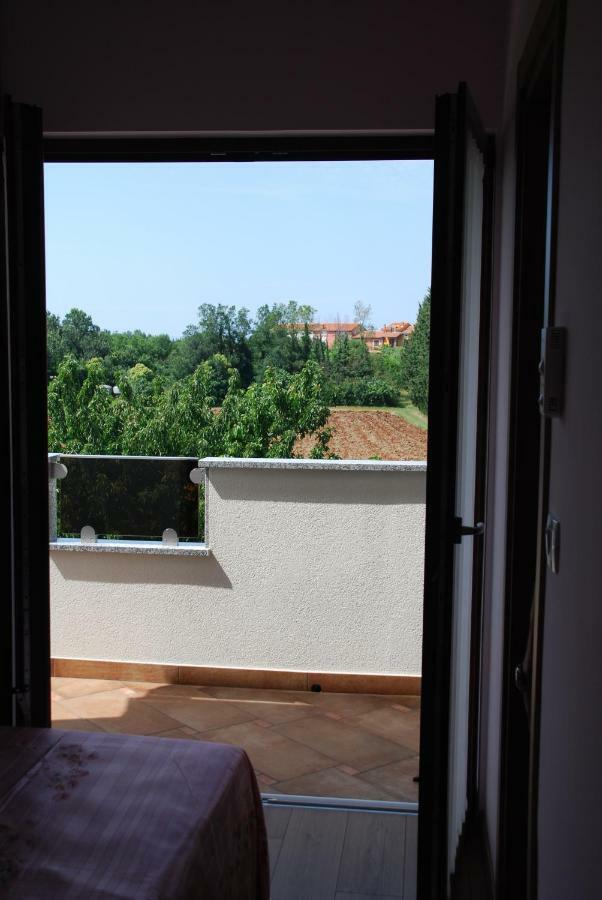 Rooms Edda Savudrija Exterior foto